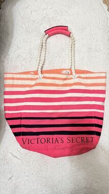 Victoria’s Secret Hot Pink Ombre Large Canvas Tote Beach Bag NWT Rope
